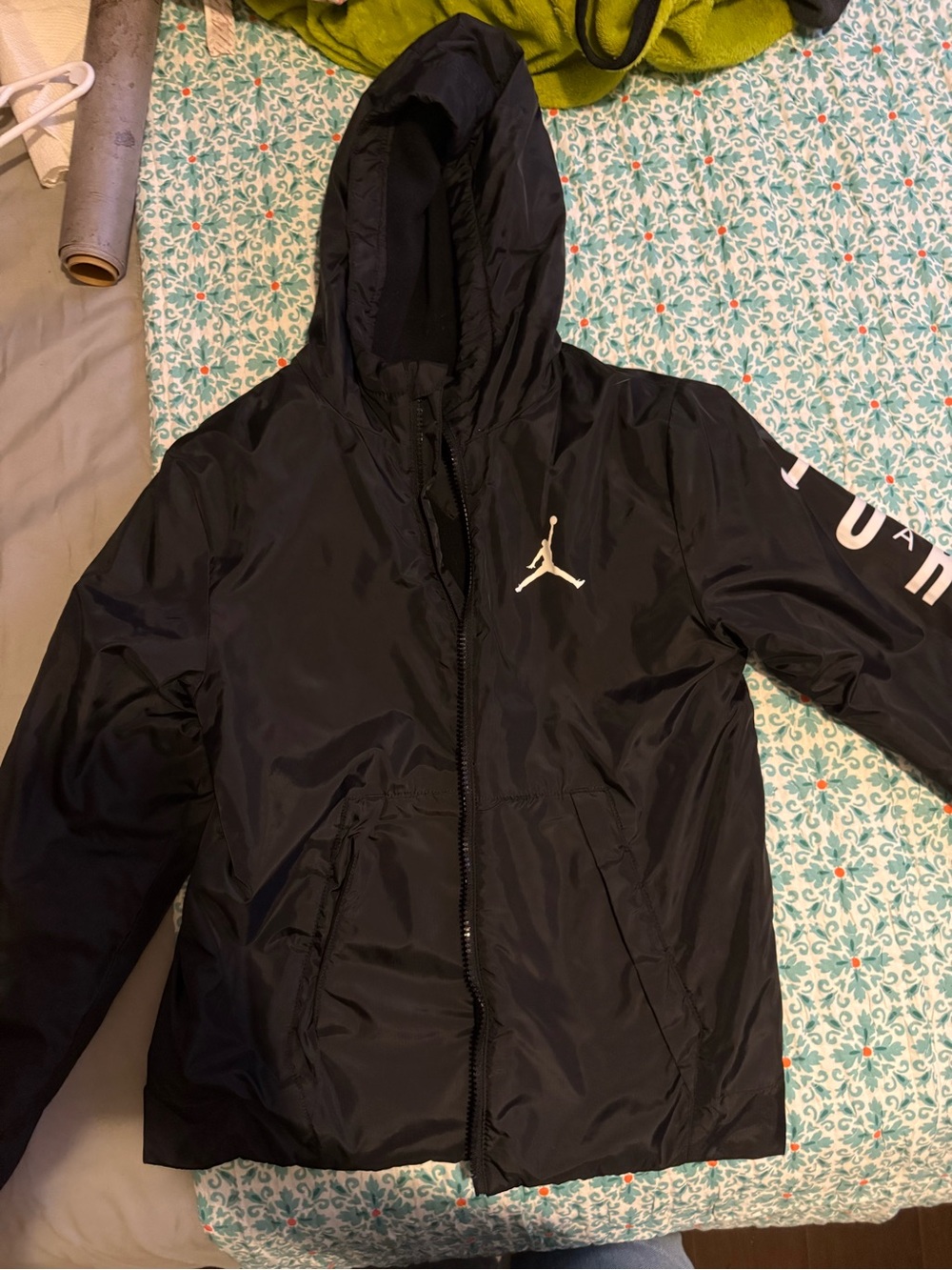 Jordan Black Hooded Puffer Jacket with White Jumpman